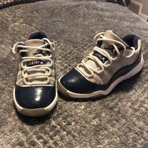 Jordan 11 retro low BP size 11.5